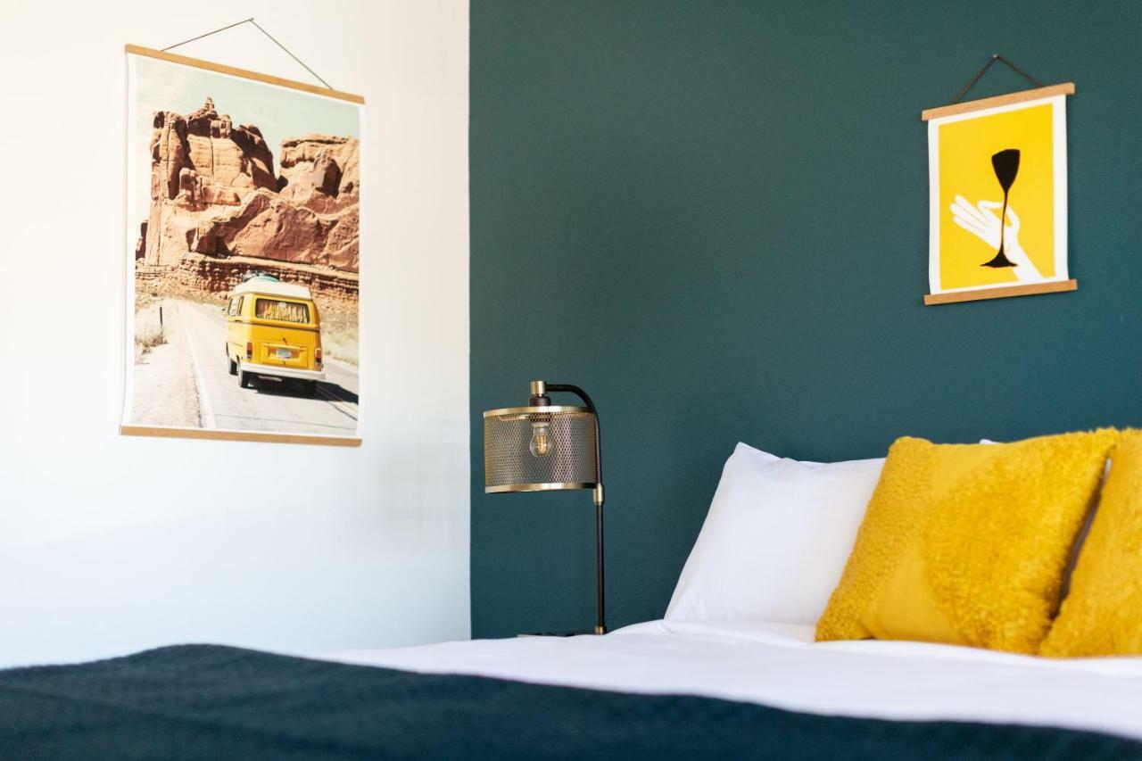 Spoke And Vine Motel Palisade Екстериор снимка
