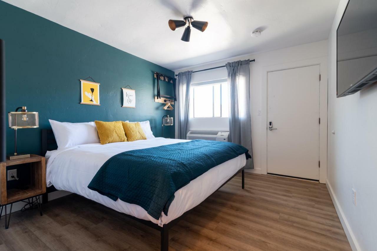 Spoke And Vine Motel Palisade Екстериор снимка