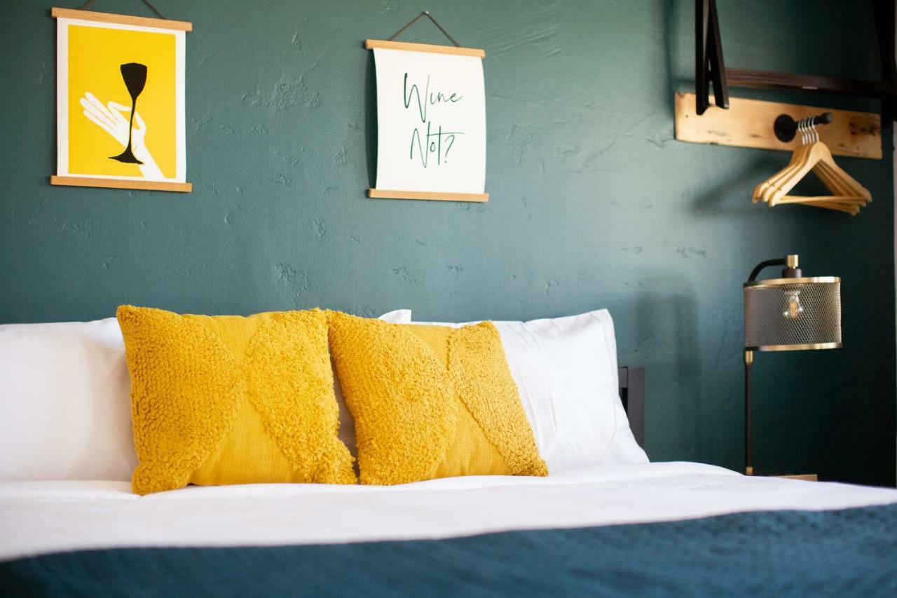 Spoke And Vine Motel Palisade Екстериор снимка